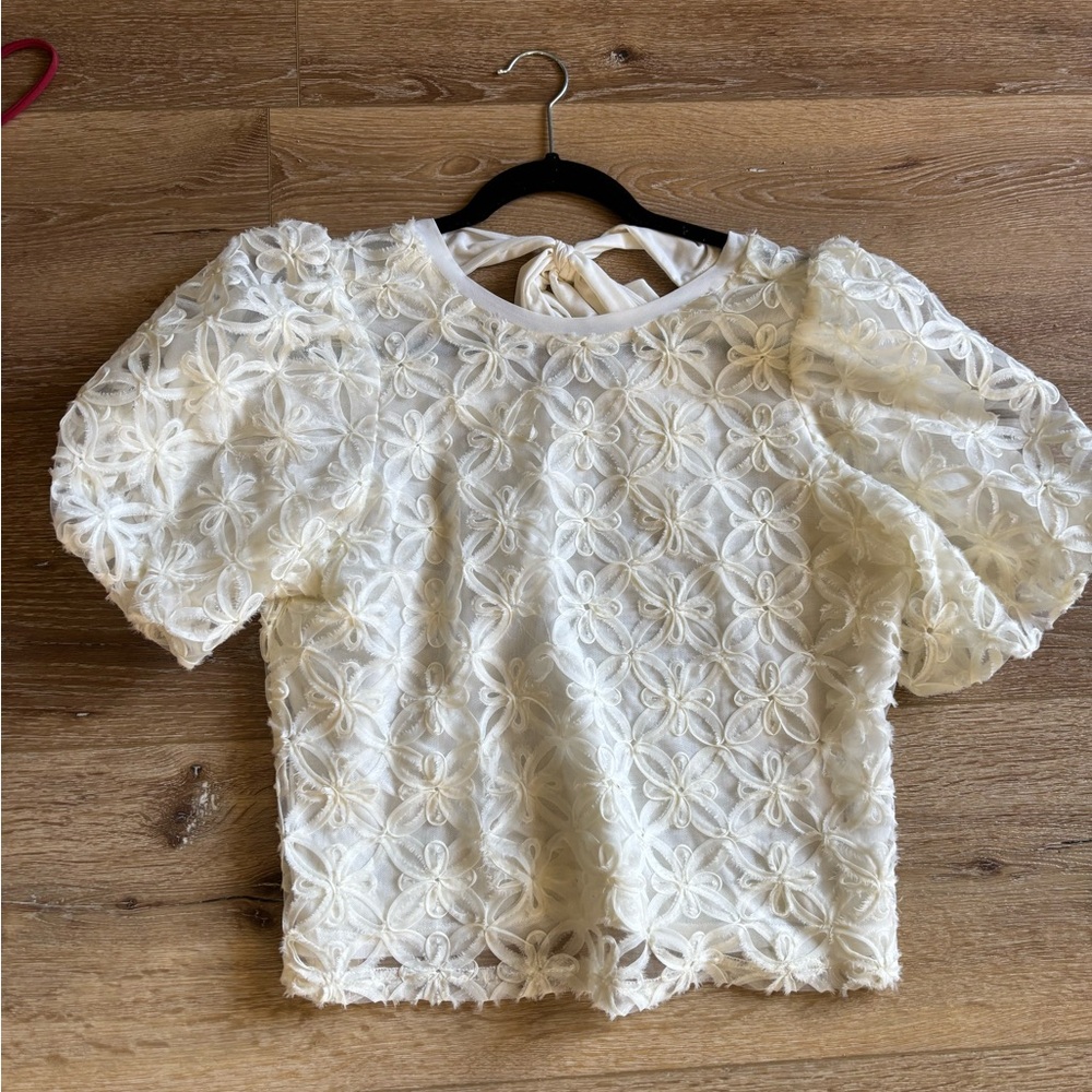 Puff sleeve blouse
